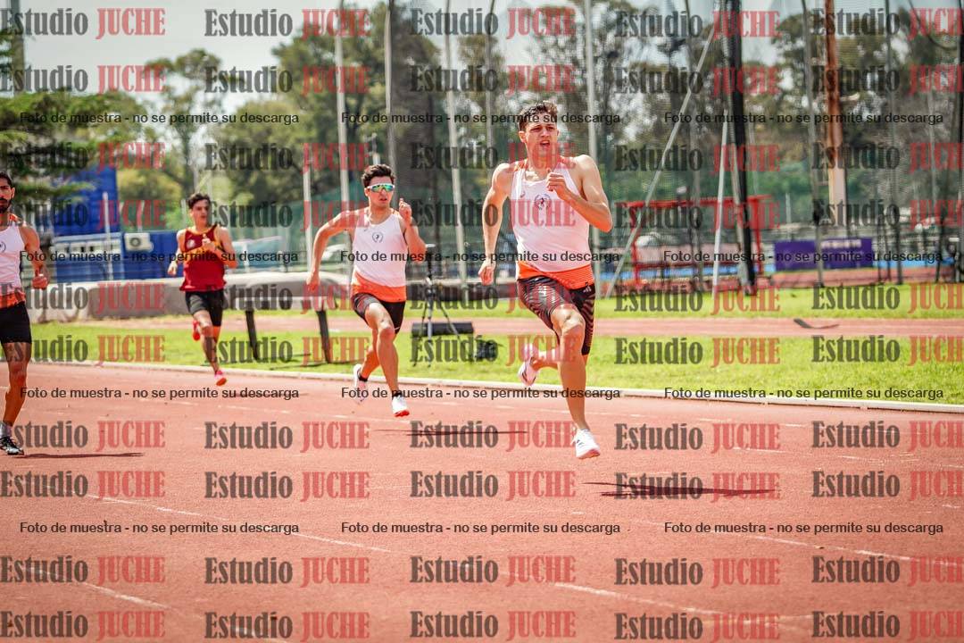Fotos de los 400 m llanos de varones