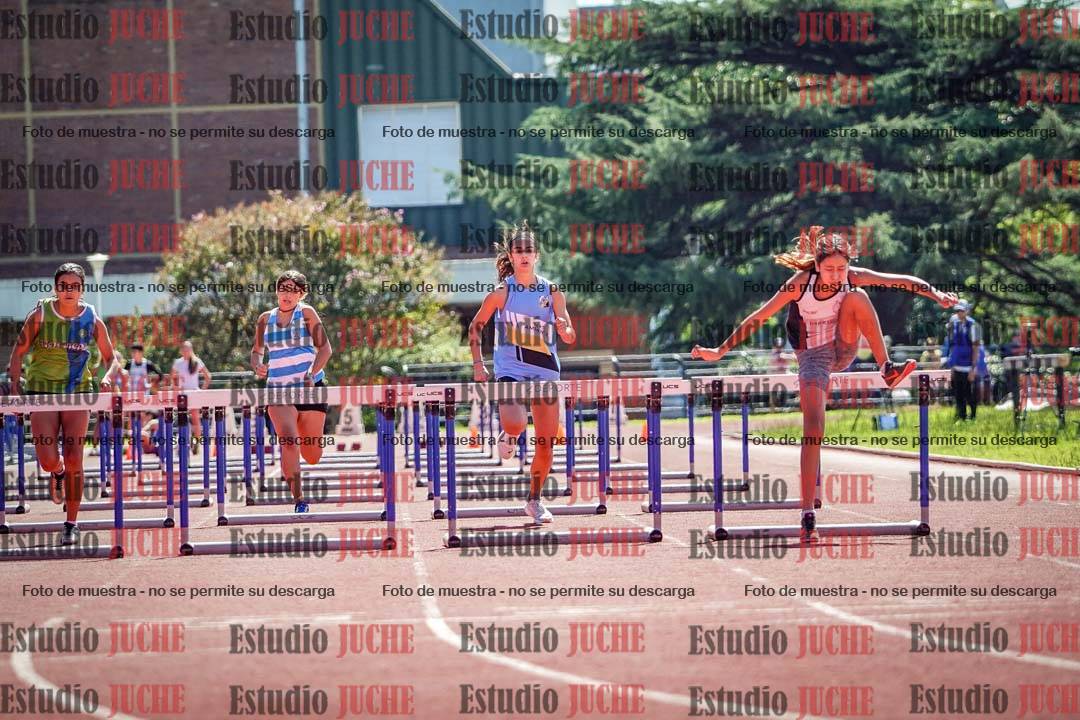 Fotos de los 80 m con vallas de mujeres