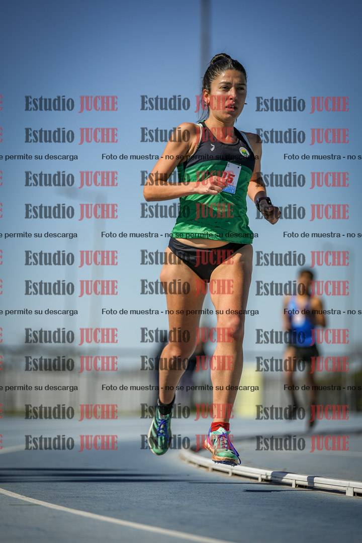 Fotos de los 5000 m llanos de mujeres y varones