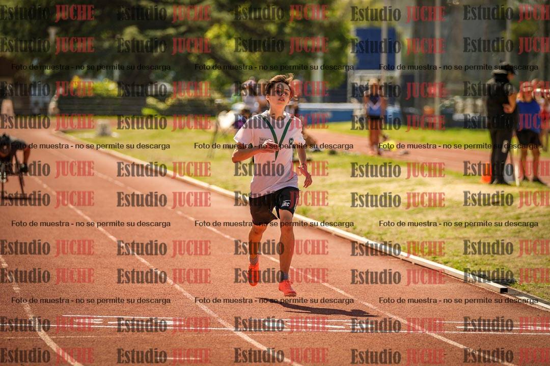 Fotos de los 400 m llanos de varones