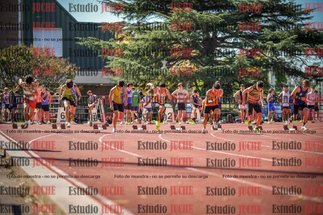 Fotos de los 100 m llanos de varones