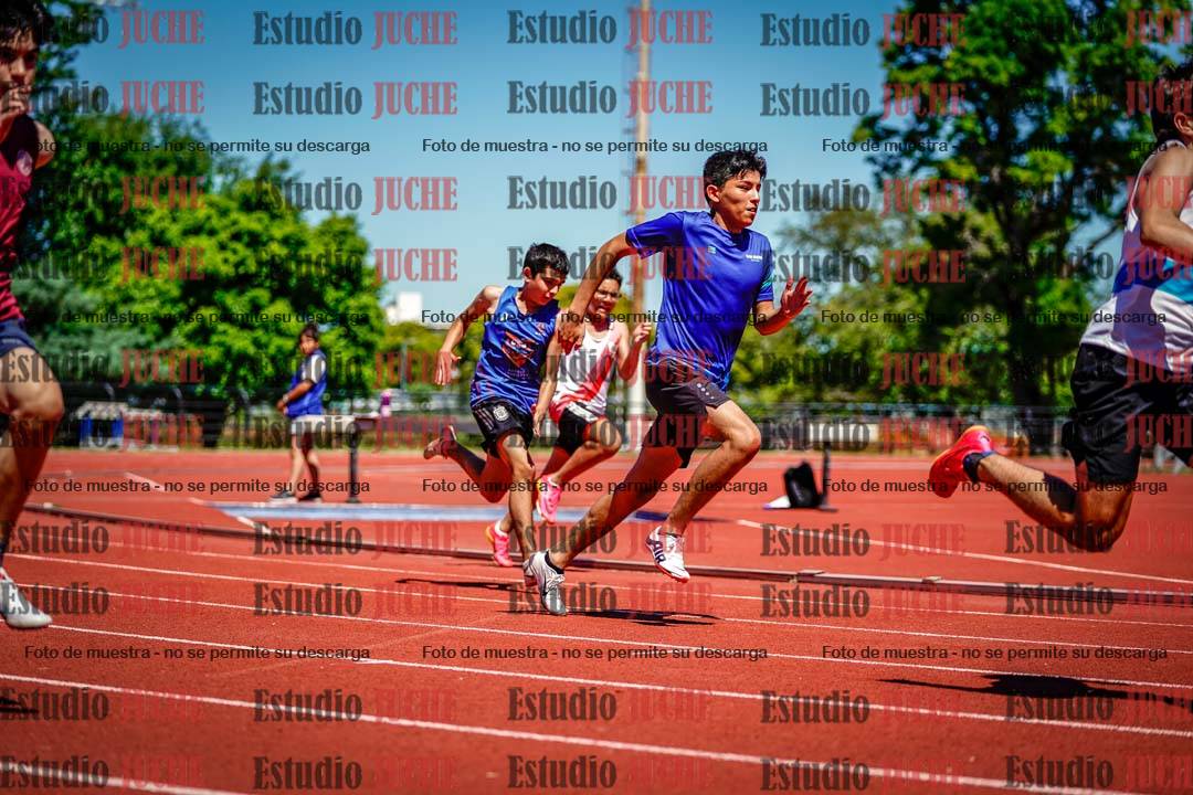 Fotos de los 150 m llanos de varones