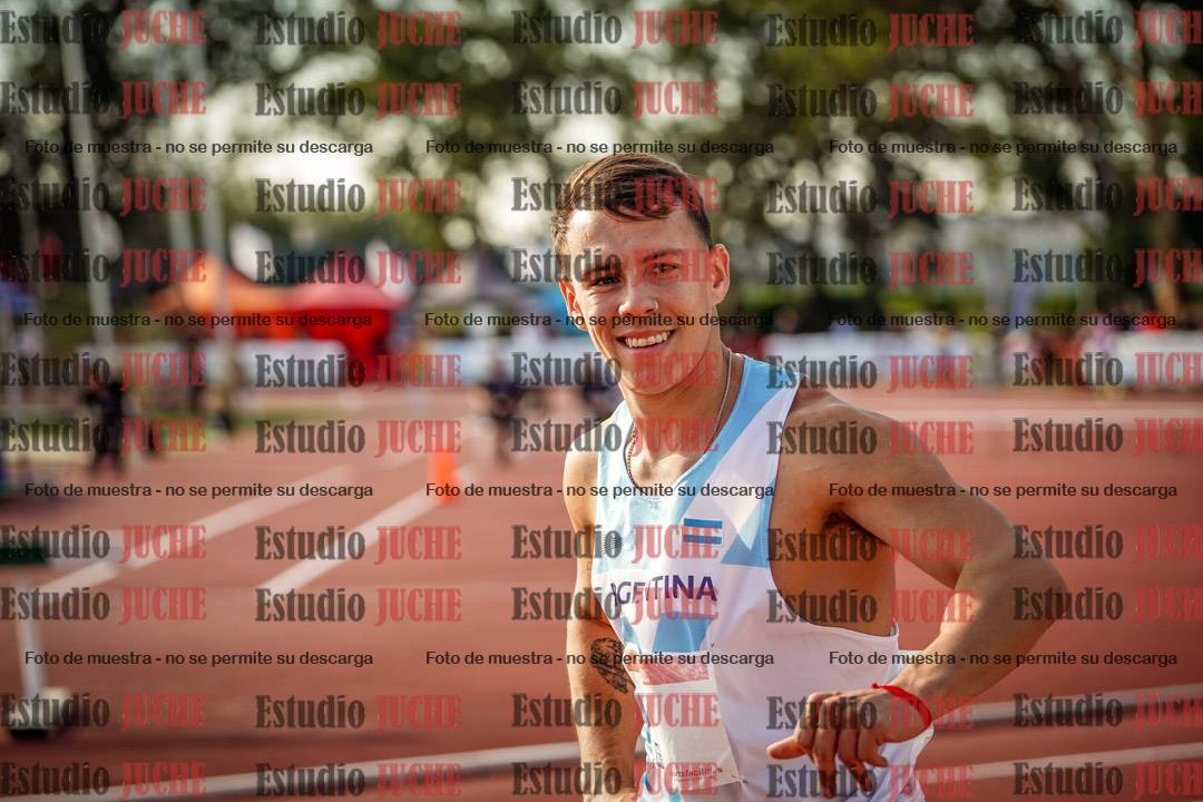 Fotos de algunos extras y podios del día 1