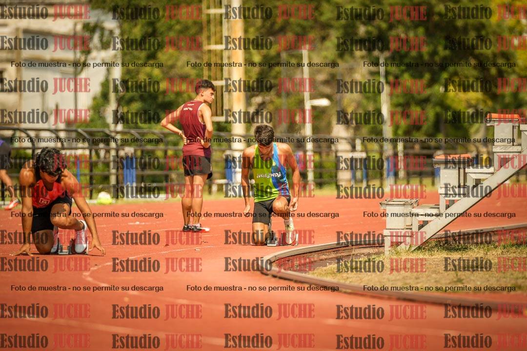 Fotos de los 200 m llanos de varones