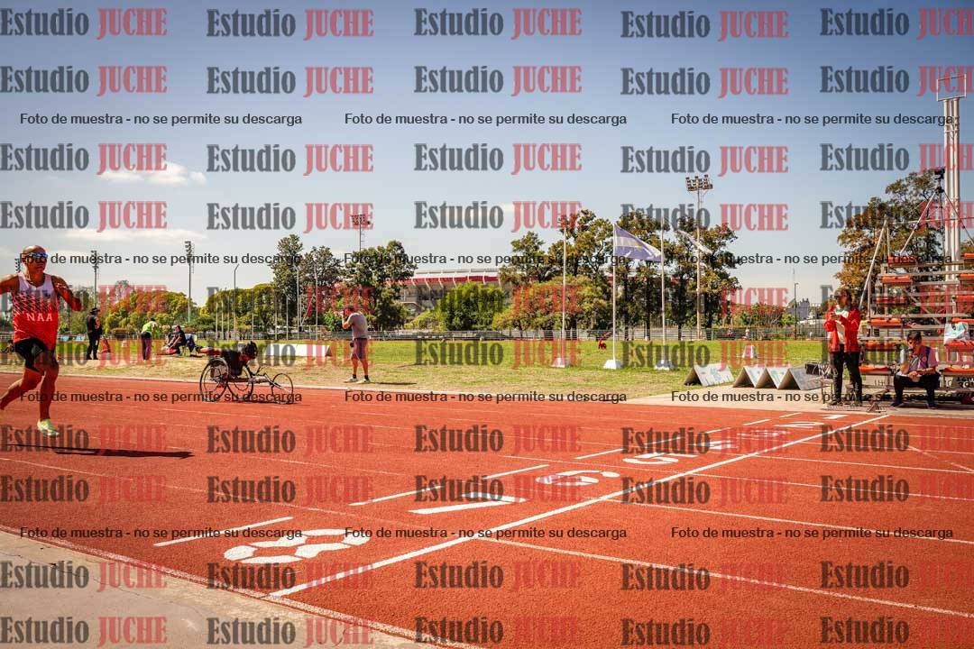 Fotos de los 400 m llanos de varones