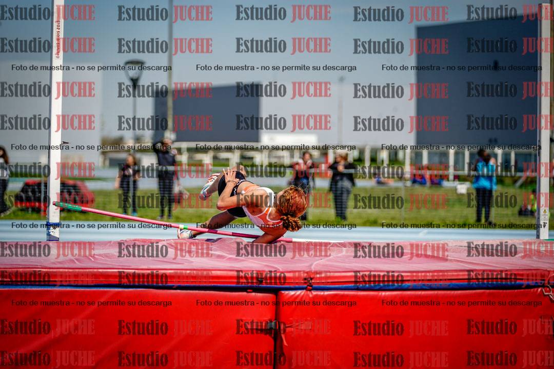 Fotos del salto en alto de mujeres