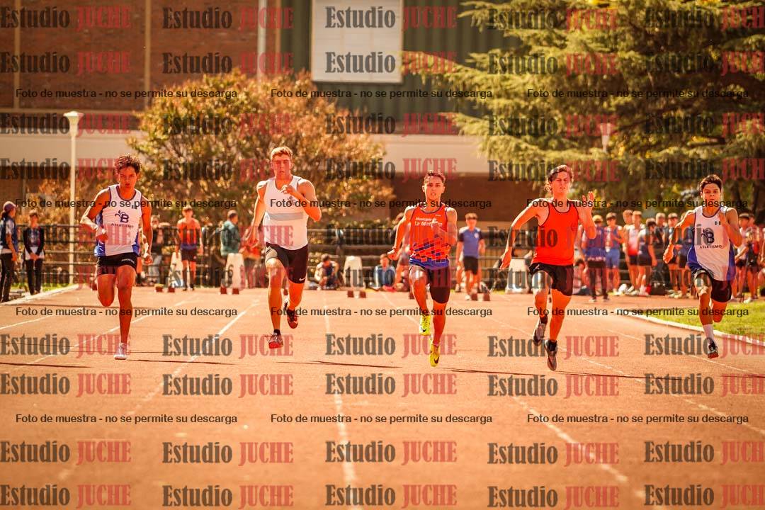 Fotos de los 100 m llanos de varones