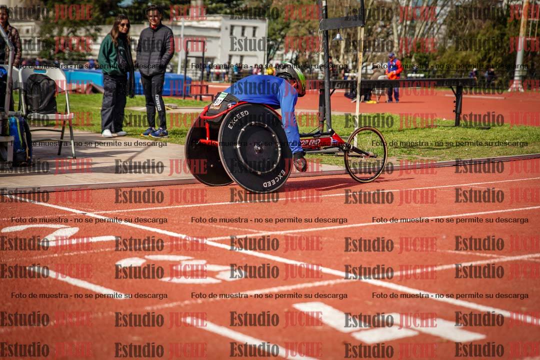 Fotos de los 800 m llanos de silla de ruedas