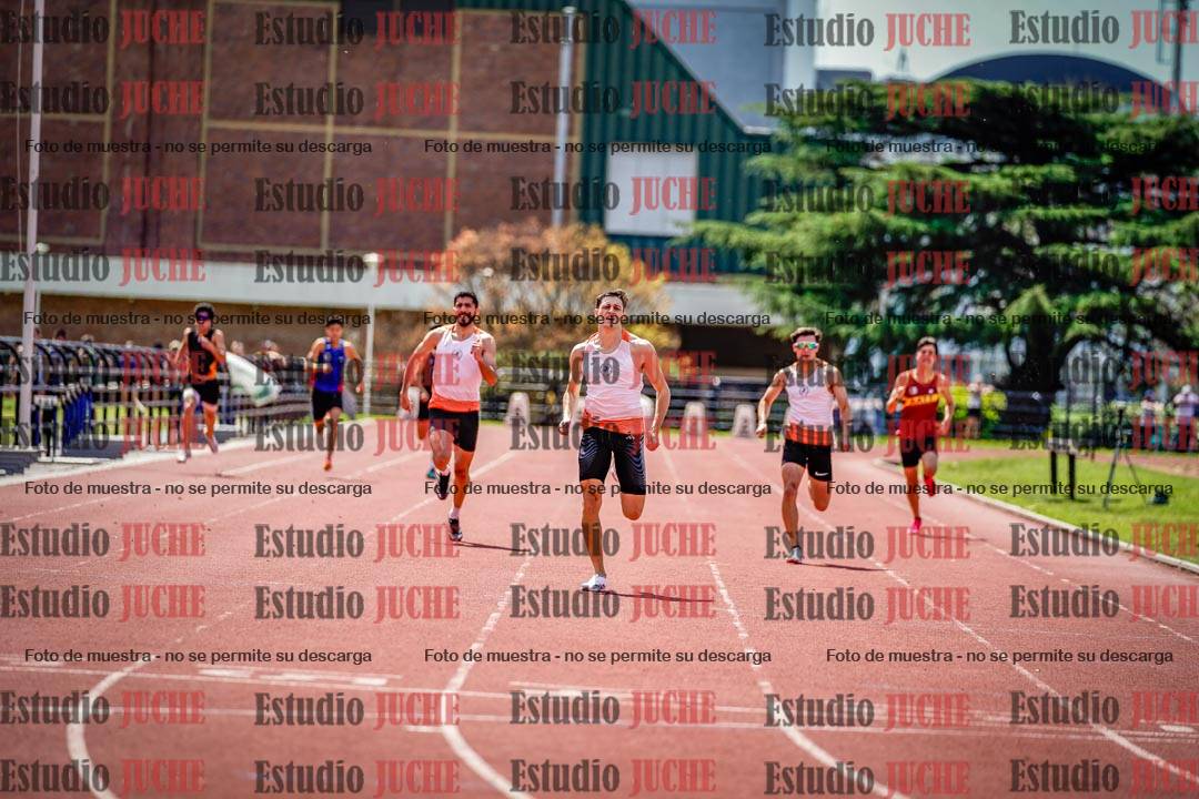 Fotos de los 400 m llanos de varones