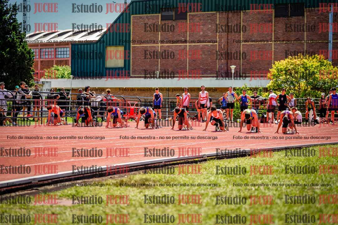 Fotos de los 100 m llanos de varones