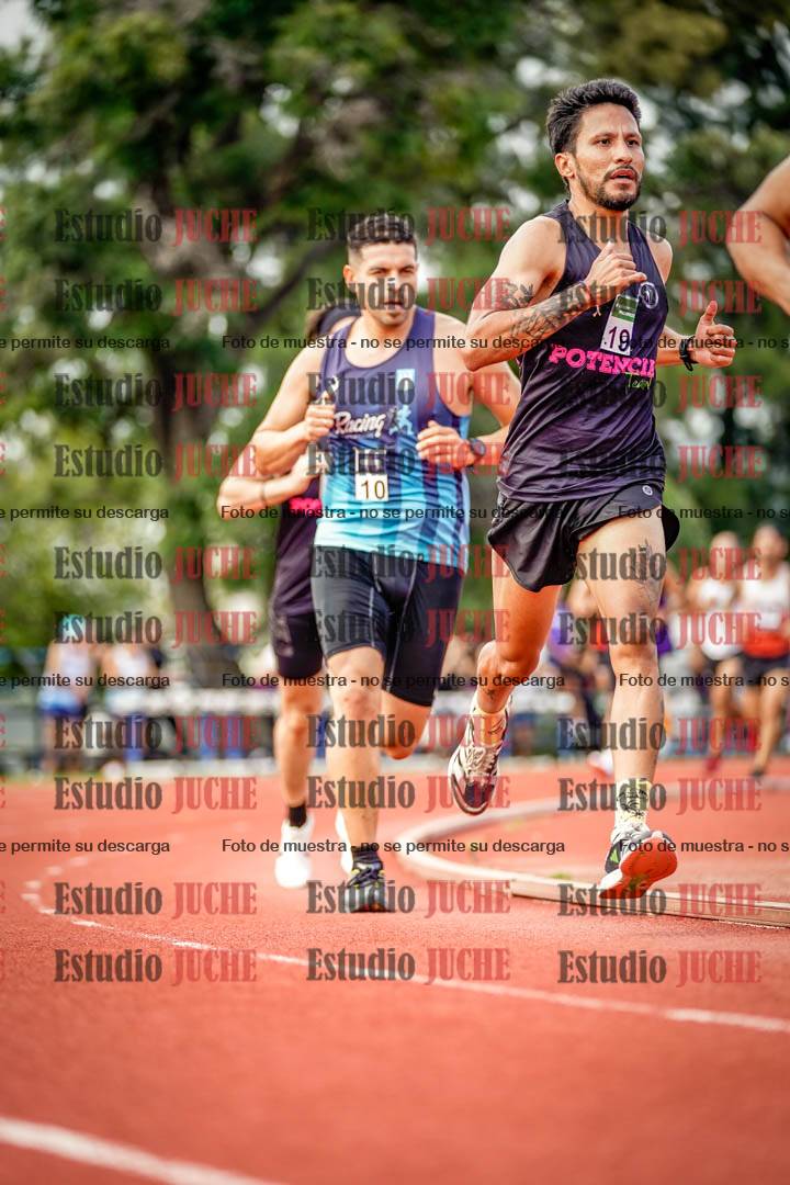 Fotos de los 3000 m llanos de varones