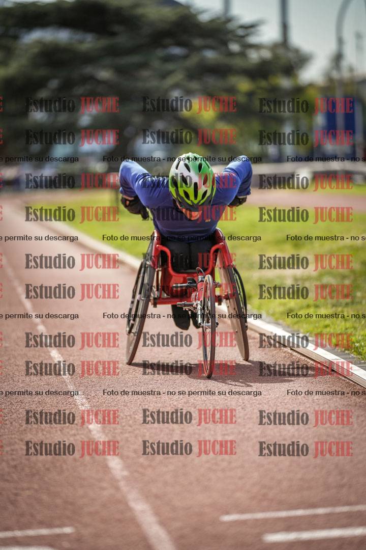 Fotos de los 800 m llanos de silla de ruedas