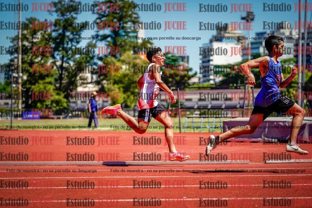 Fotos de los 150 m llanos de varones