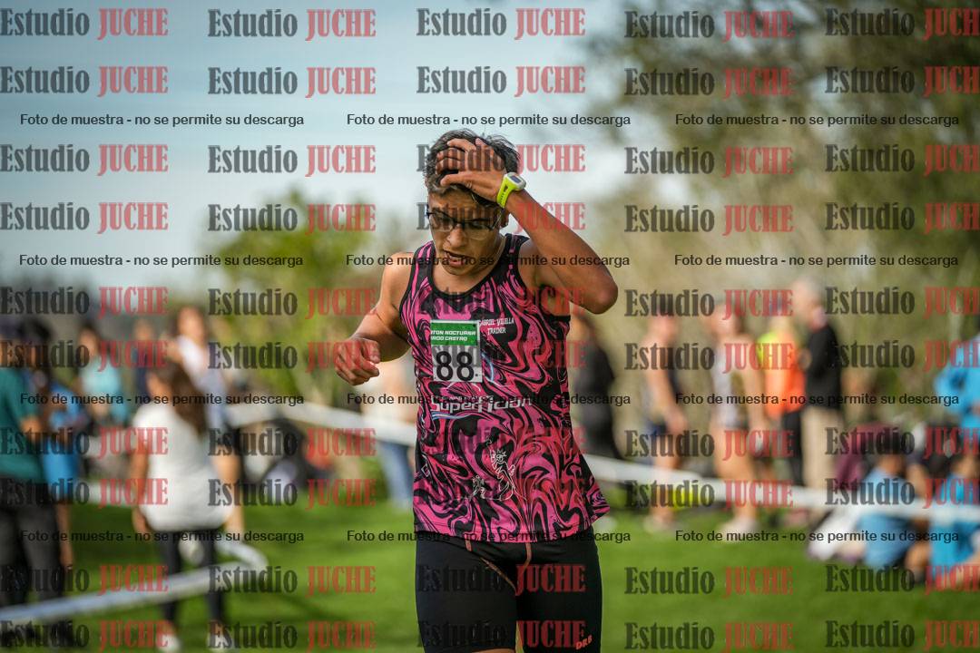 Fotos de la llegada del cross de 2000 m