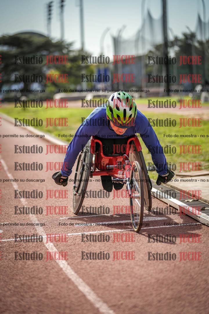 Fotos de los 800 m llanos de silla de ruedas