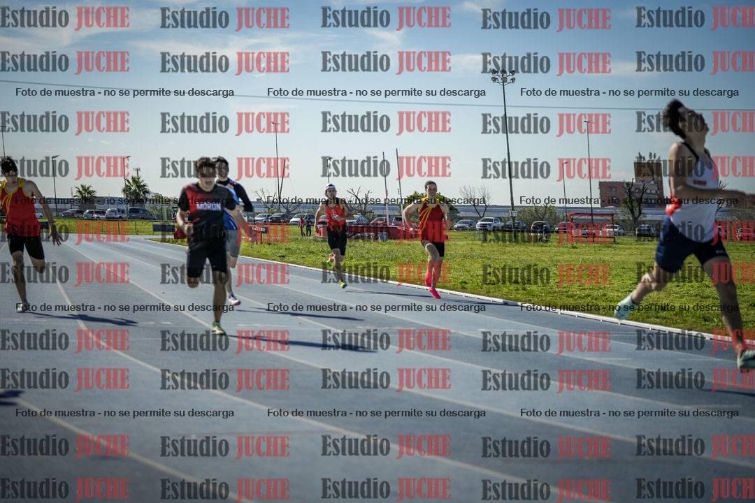 Fotos de los 400 m llanos de varones