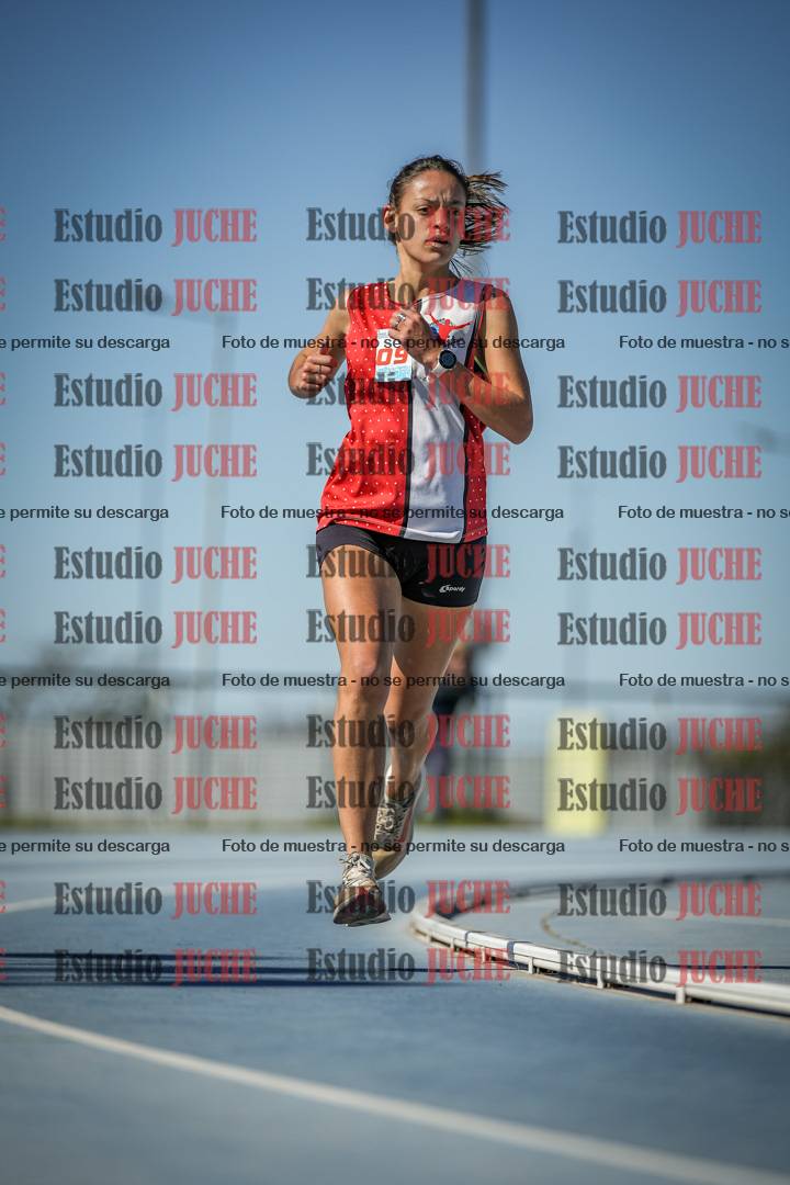 Fotos de los 5000 m llanos de mujeres y varones