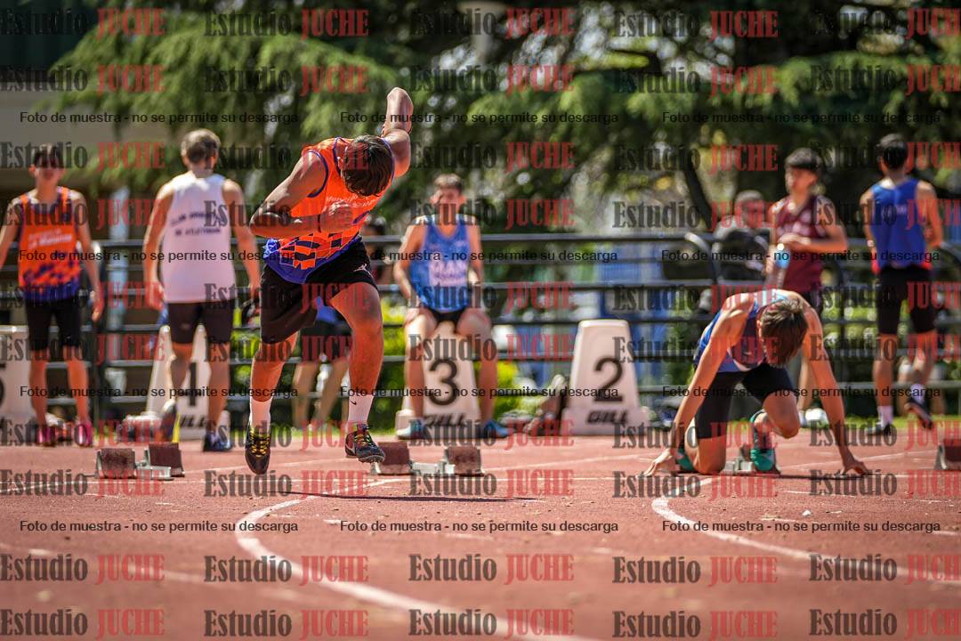 Fotos de los 100 m llanos de varones