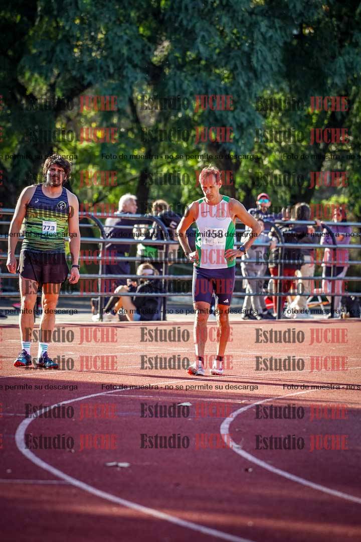 Fotos de los 800 m llanos de varones