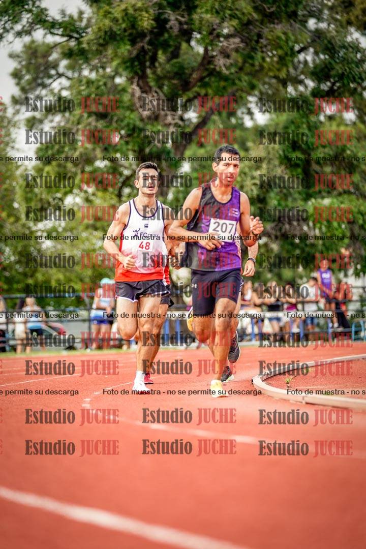Fotos de los 3000 m llanos de varones
