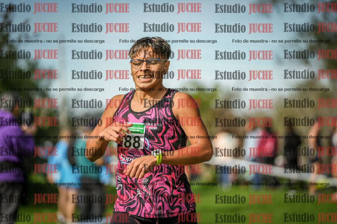 Fotos de la llegada del cross de 2000 m