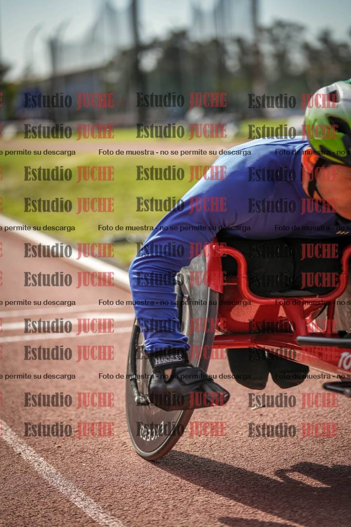 Fotos de los 800 m llanos de silla de ruedas