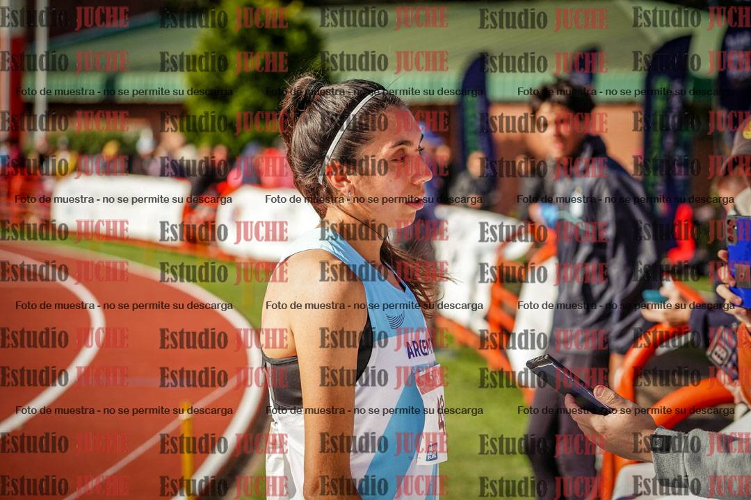 Fotos de algunos extras y podios del día 2