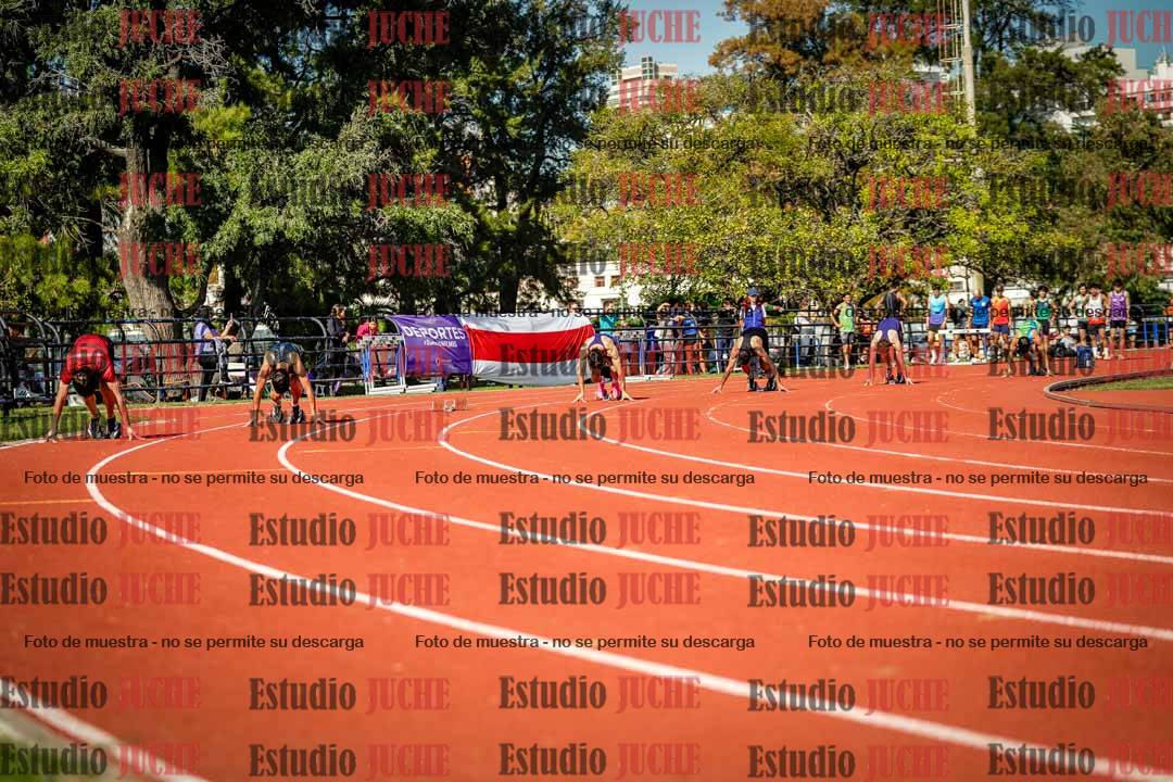 Fotos de los 200 m llanos de varones