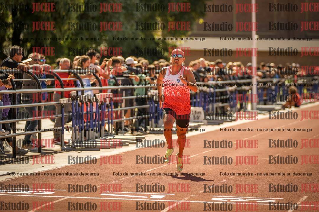 Fotos de los 400 m llanos de varones