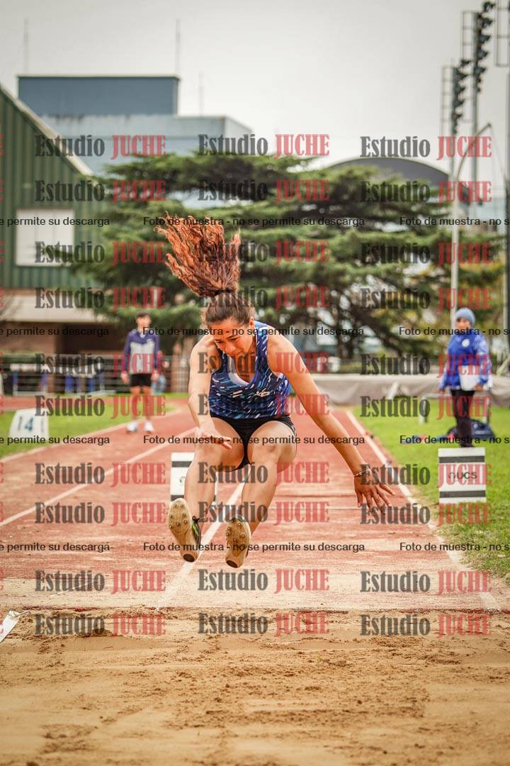 Fotos del salto triple de mujeres y varones - todas las tablas