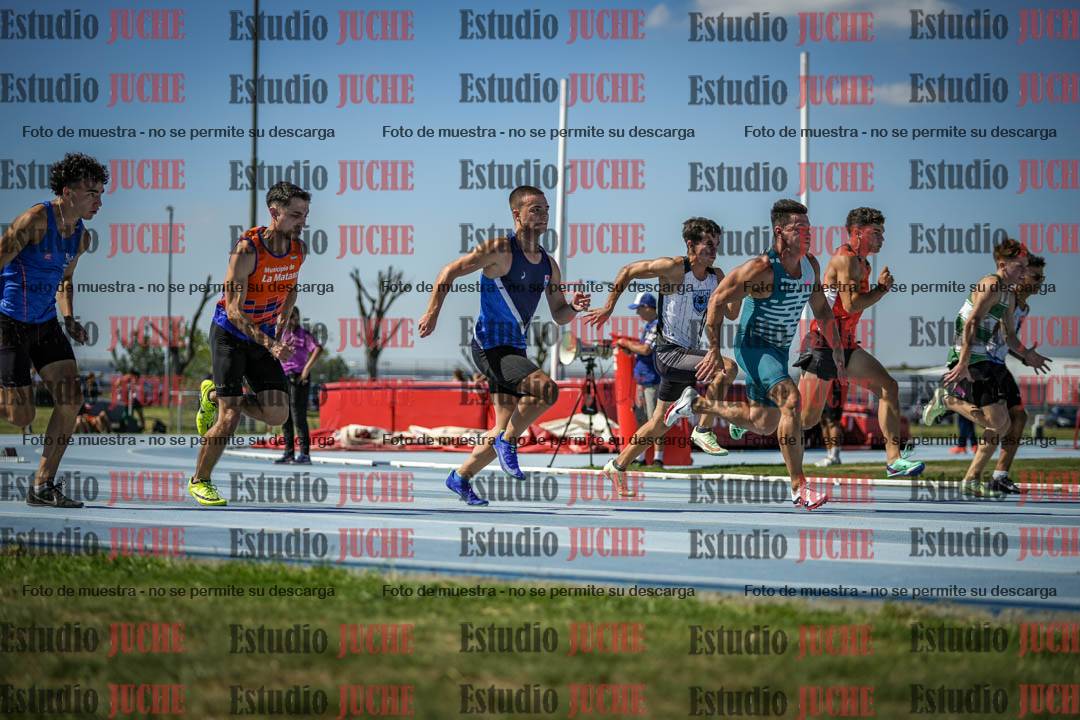 Fotos de los 100 m llanos de varones