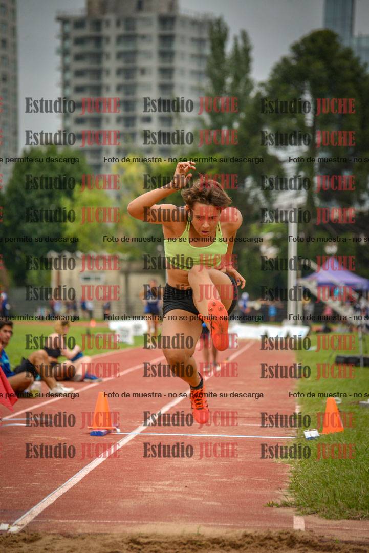 Fotos del salto triple - tabla de 8 y 10