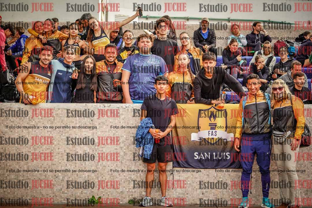 Fotos de algunos extras del día 1