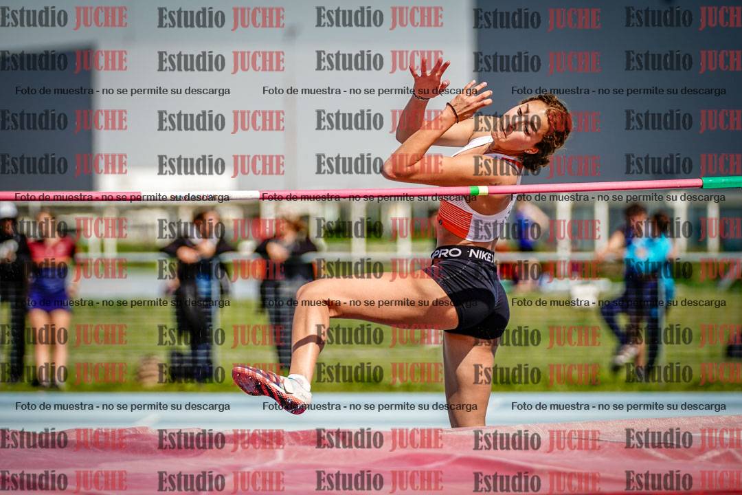 Fotos del salto en alto de mujeres