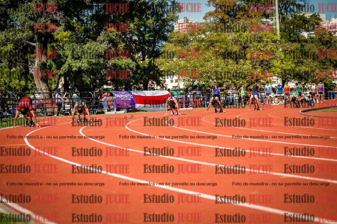 Fotos de los 200 m llanos de varones