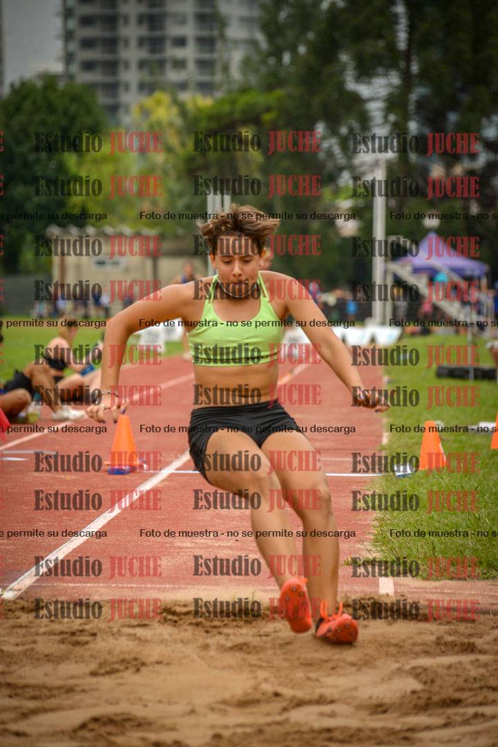 Fotos del salto triple - tabla de 8 y 10