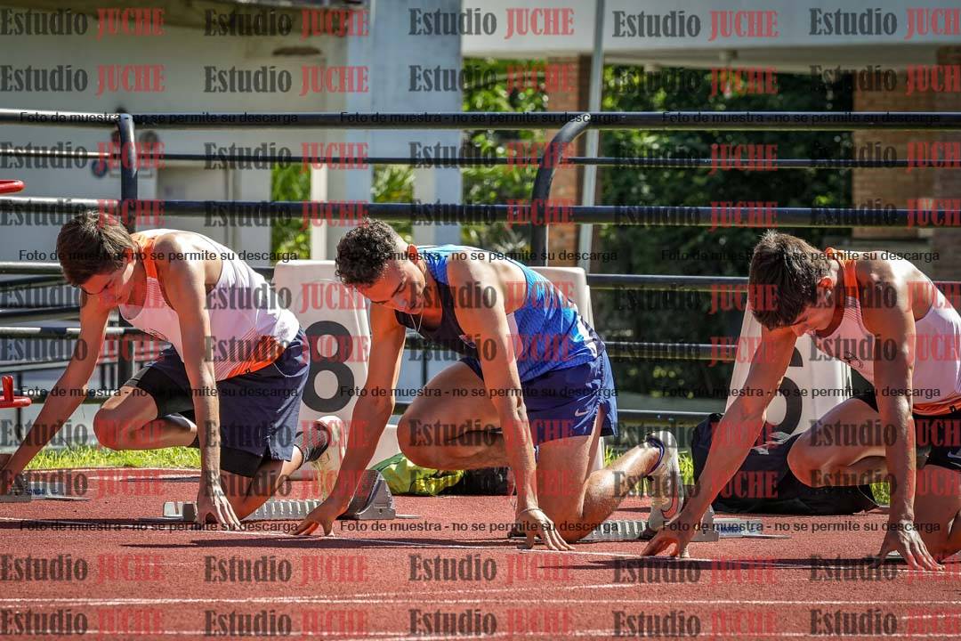 Fotos de los 100 m con vallas de varones