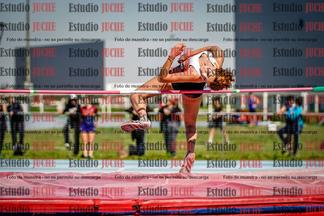 Fotos del salto en alto de mujeres