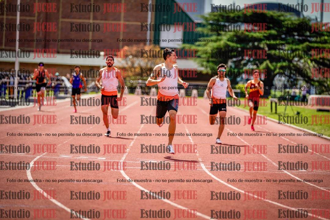 Fotos de los 400 m llanos de varones