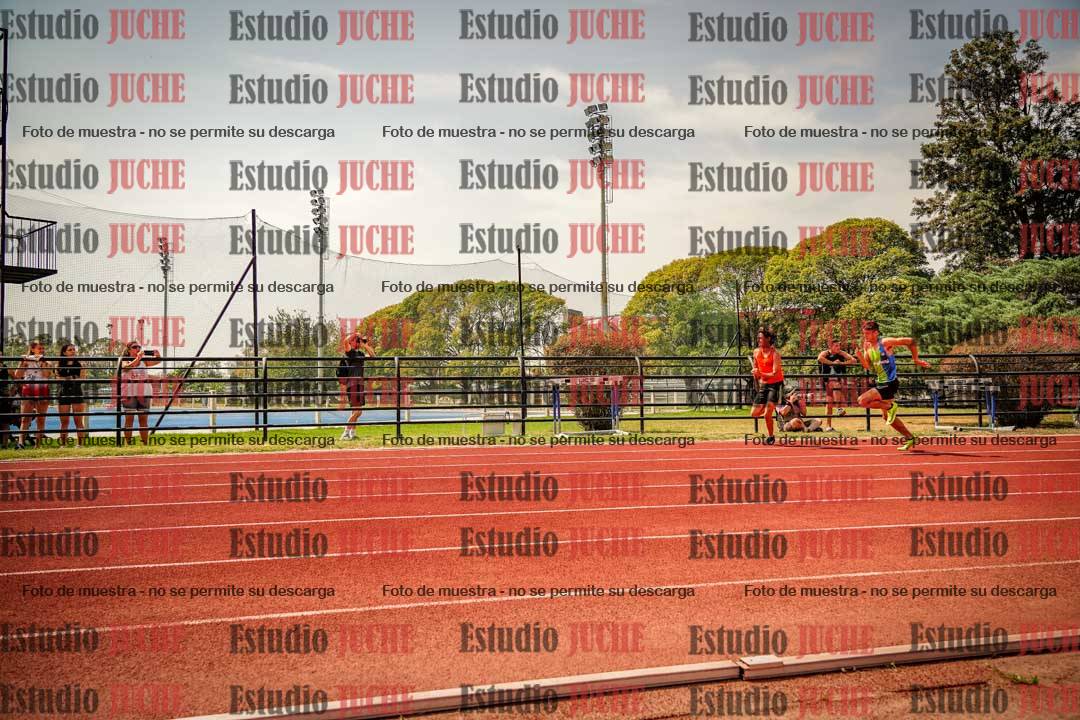 Fotos de los 200 m llanos de varones
