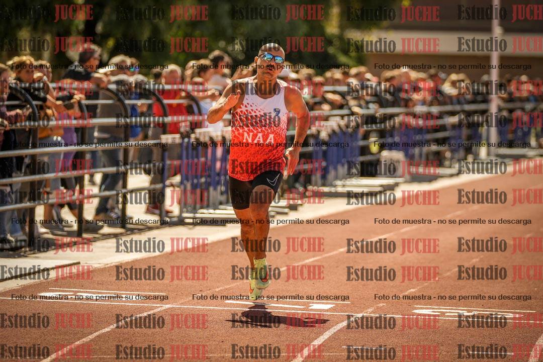 Fotos de los 400 m llanos de varones