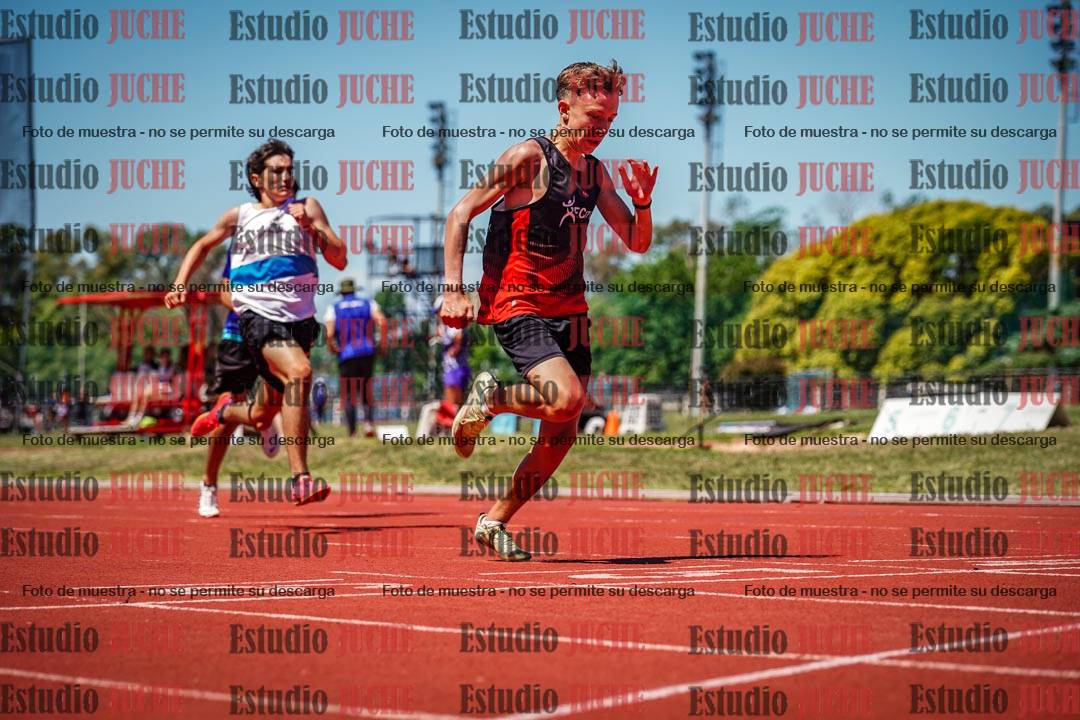 Fotos de los 150 m llanos de varones
