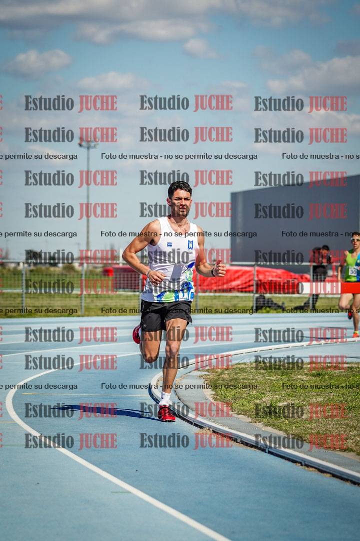 Fotos de los 5000 m llanos de mujeres y varones