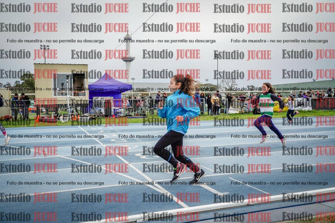 Fotos de los 50 m llanos de mujeres - U12