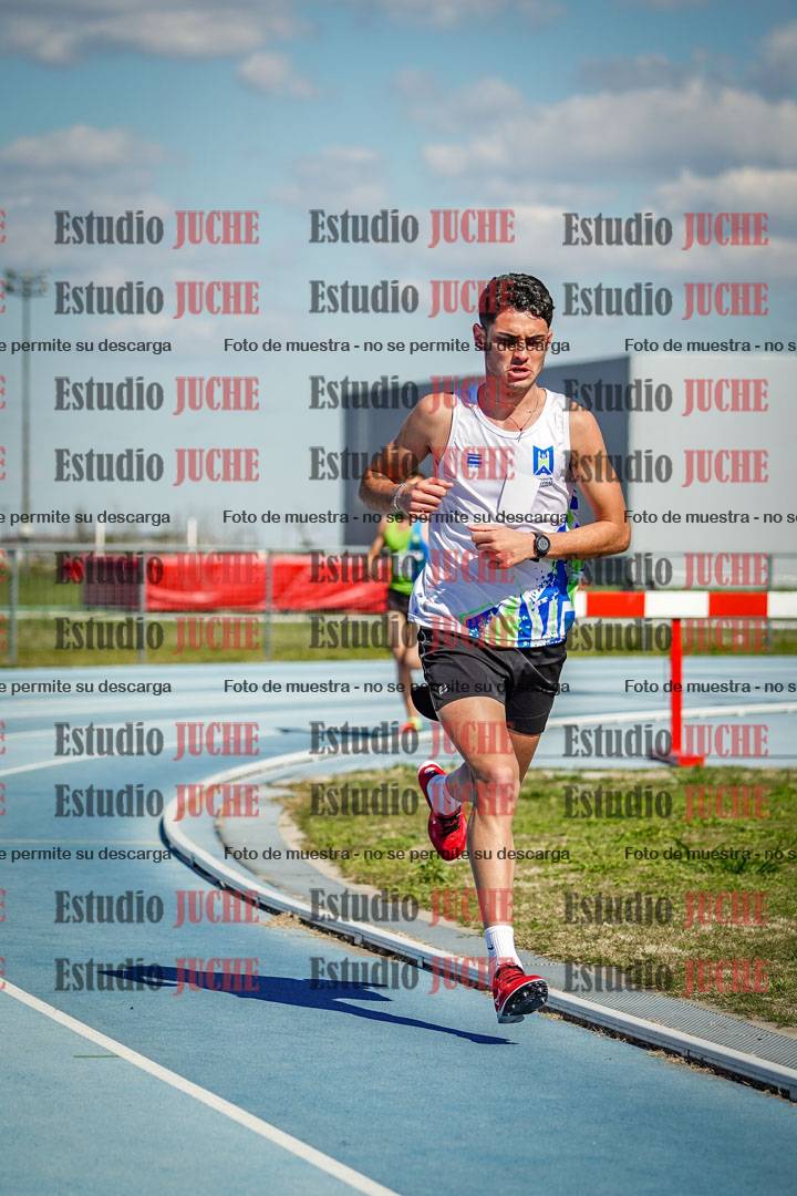Fotos de los 5000 m llanos de mujeres y varones