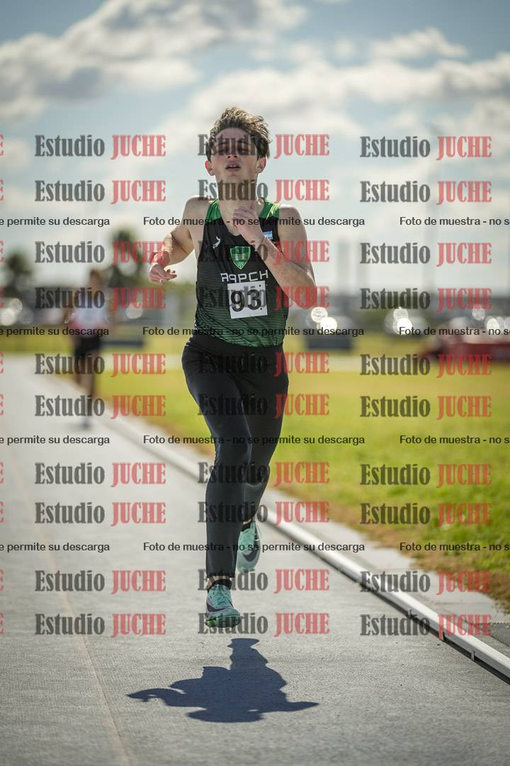 Fotos de los 800 m llanos de varones