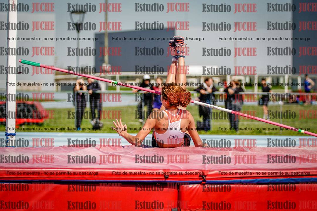 Fotos del salto en alto de mujeres