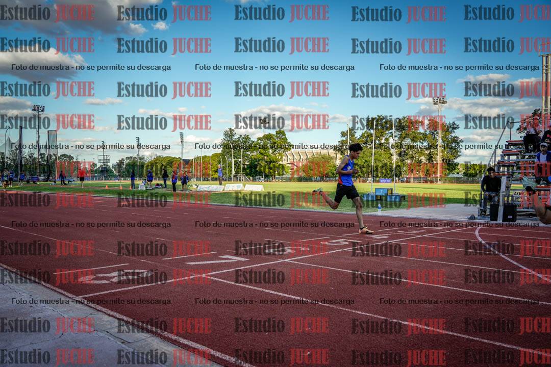 Fotos de los 400 m llanos de varones