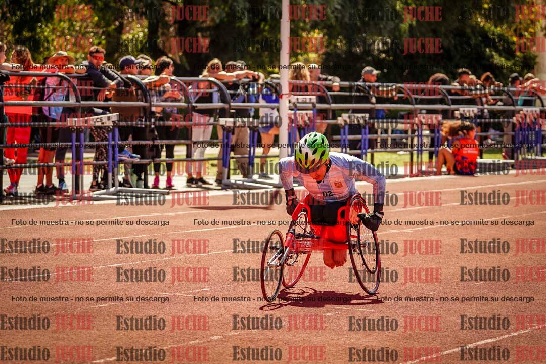 Fotos de los 400 m llanos de varones