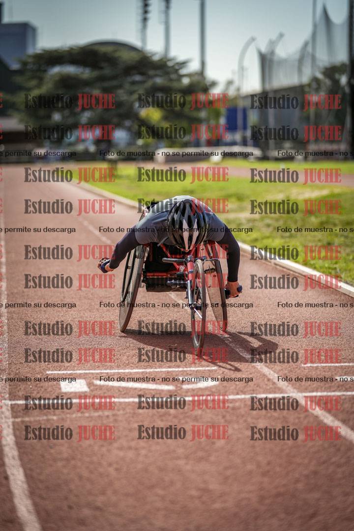 Fotos de los 800 m llanos de silla de ruedas
